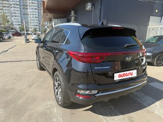 2021 Kia Sportage IV Рестайлинг, чёрный, 2750000 рублей, вид 4