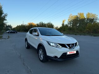2017 Nissan Qashqai II, белый, 1650000 рублей, вид 3