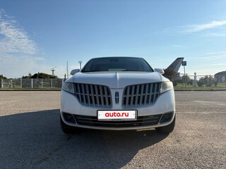 2010 Lincoln MKT I, белый, 1800000 рублей, вид 2