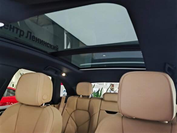 2026 Porsche Macan I Рестайлинг 2, красный, 14390000 рублей - вид 20