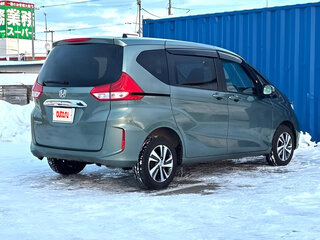 2023 Honda Freed II Рестайлинг, зелёный, 1490000 рублей, вид 4