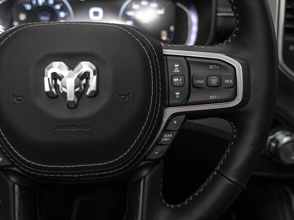 2026 Ram 1500 Crew Cab V Рестайлинг, белый, 10814927 рублей - вид 37