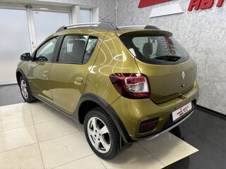 2016 Renault Sandero Stepway II, зелёный, 999000 рублей, вид 3