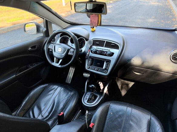 2011 SEAT Altea Freetrack I Рестайлинг, белый - вид 11