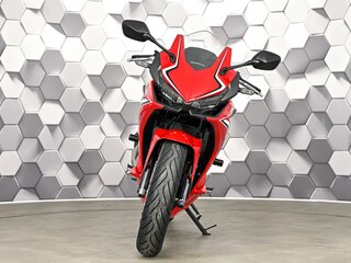 2020 Honda CBR 400R, красный, 655000 рублей, вид 5