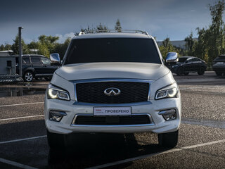 2017 Infiniti QX80 I Рестайлинг, белый, 2989305 рублей, вид 2