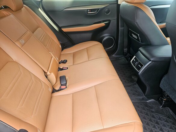 2018 Lexus NX 300 I Рестайлинг, чёрный, 2798000 рублей - вид 9