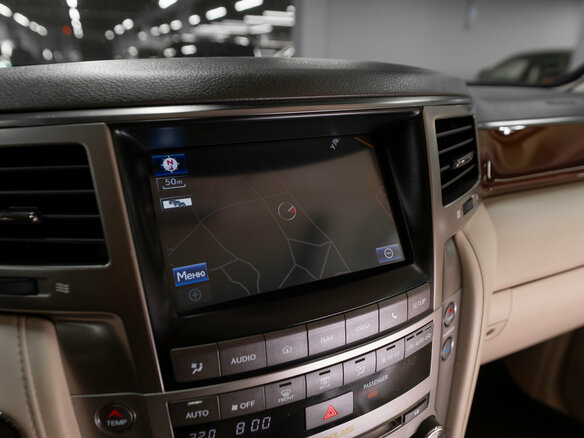 2013 Lexus LX 570 III Рестайлинг, чёрный, 4950000 рублей - вид 28