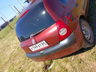 2001 Renault Clio II, красный, 300000 рублей, вид 4