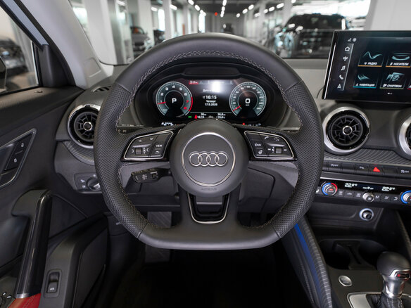 2025 Audi Q2 L 35 TFSI I Рестайлинг, серый, 3700000 рублей - вид 10