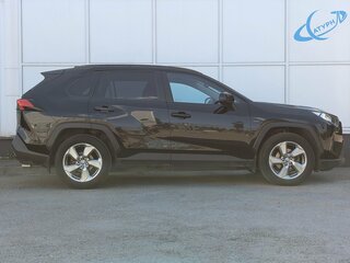 2020 Toyota RAV4 V (XA50), чёрный, 2885000 рублей, вид 4