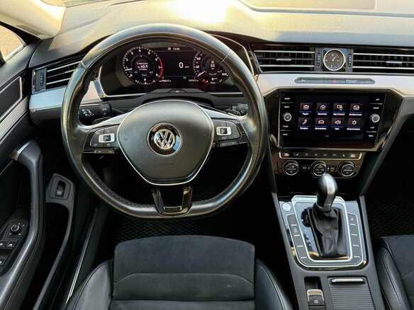 2019 Volkswagen Passat B8, чёрный, 1979000 рублей - вид 19