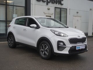 2021 Kia Sportage IV Рестайлинг, белый, 2015000 рублей, вид 3