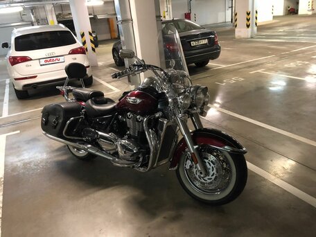 2015 Triumph Thunderbird LT, красный, 1050000 рублей, вид 5