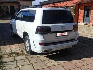 2007 Toyota Land Cruiser 200 Series, белый, 2500000 рублей, вид 4