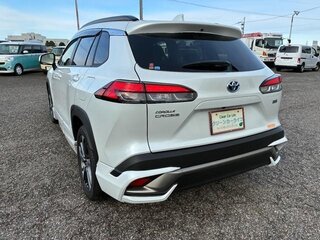 2023 Toyota Corolla Cross I, белый, 2200400 рублей, вид 5