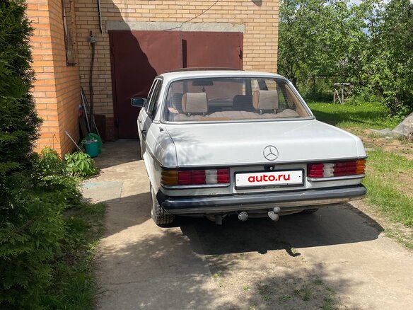 1985 Mercedes-Benz W123 200 4-speed, белый, 500000 рублей - вид 2