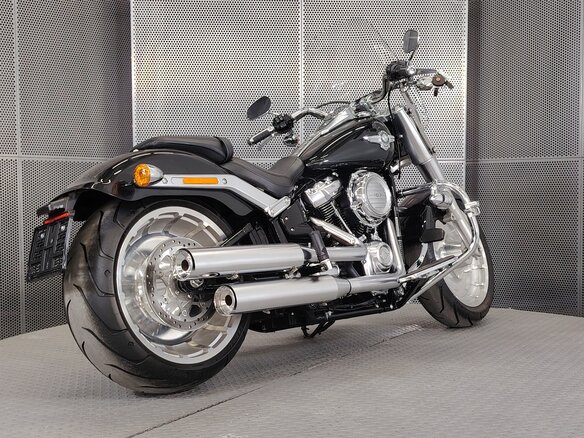 2017 Harley-Davidson Fat Boy, чёрный, 1769000 рублей - вид 7