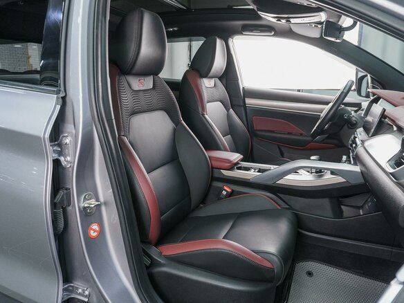 2023 Geely Coolray I, серый, 2099000 рублей - вид 7