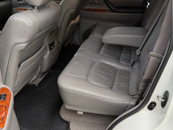 2004 Lexus LX 470 II Рестайлинг, белый, 2150000 рублей - вид 12