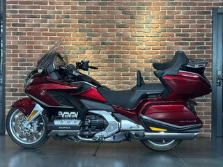 2021 Honda GL 1800 Gold Wing, красный, 3300000 рублей, вид 3