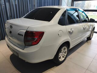 2016 Lada (ВАЗ) Granta I, белый, 320000 рублей, вид 3