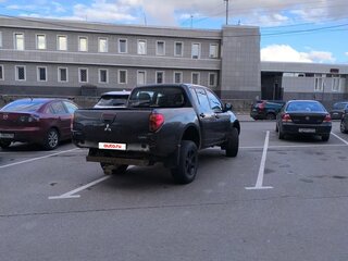 2011 Mitsubishi L200 IV, серый, 865000 рублей, вид 4