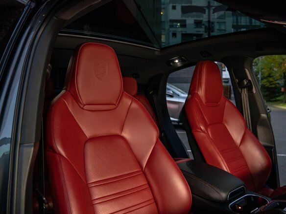 2019 Porsche Cayenne Coupé III, серый, 8390000 рублей - вид 19