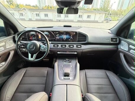 2023 Mercedes-Benz GLS 400 d II (X167), чёрный, 8300000 рублей, вид 4