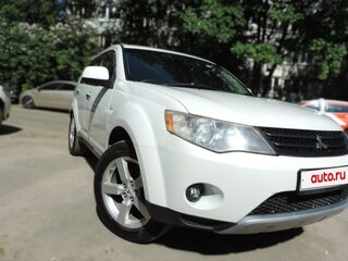 2006 Mitsubishi Outlander II, белый, 850000 рублей, вид 5