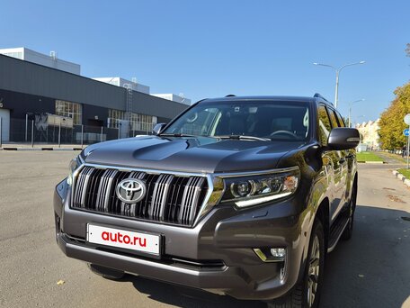 2019 Toyota Land Cruiser Prado 150 Series Рестайлинг 2, серый, 4700000 рублей, вид 3