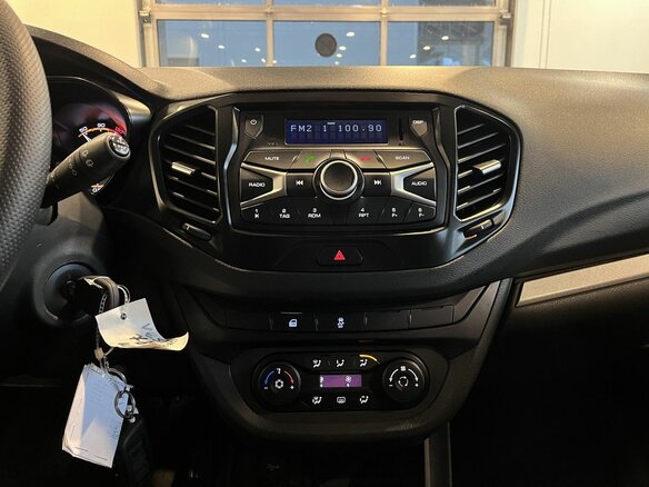 2019 Lada (ВАЗ) Vesta SW I, красный, 1139000 рублей - вид 12