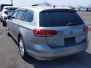 2015 Volkswagen Passat B8, серебристый, 1580000 рублей, вид 3