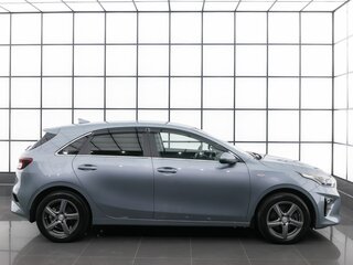 2019 Kia Ceed III, серебристый, 1749000 рублей, вид 5