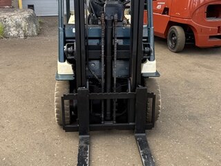 2006 Toyota 7F, серебристый, 890000 рублей, вид 2