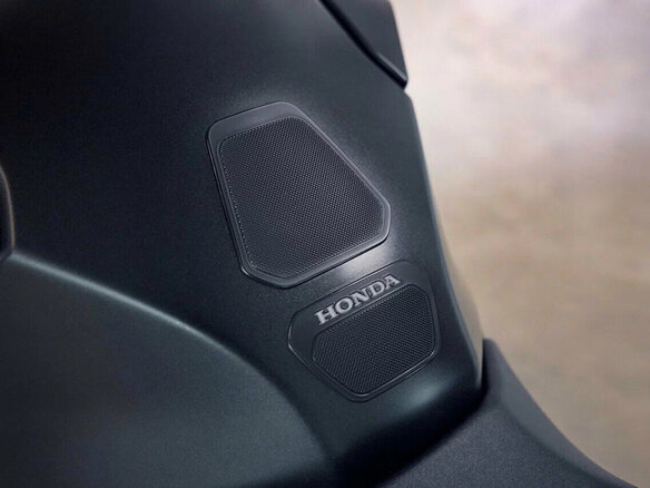 2026 Honda CB 1000 Hornet, серый, 1750000 рублей - вид 14