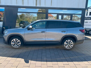 2025 Skoda Kodiaq II, серый, 5422472 рублей, вид 2