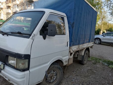 1992 Mazda Bongo, белый, 400000 рублей, вид 3