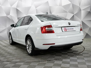 2019 Skoda Octavia III (A7) Рестайлинг, белый, 1682000 рублей, вид 3