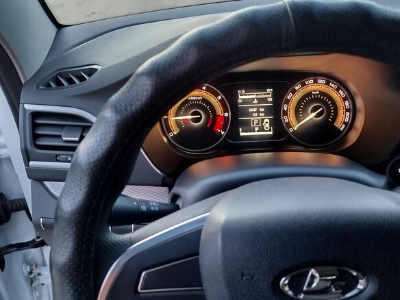 2024 Lada (ВАЗ) Vesta I Рестайлинг (NG), белый, 1280000 рублей - вид 13