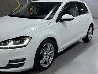 2013 Volkswagen Golf VII, белый, 1185000 рублей, вид 2