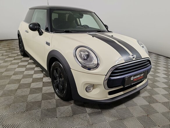 2016 Mini Hatch Cooper III (F55/F56), белый, 1499000 рублей - вид 2