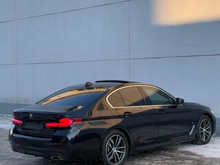 2022 BMW 5 серии 523d VII (G30/G31/G38) Рестайлинг, чёрный, 4900000 рублей, вид 5