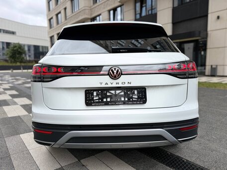 2023 Volkswagen Tayron I Рестайлинг, белый, 2590000 рублей, вид 5