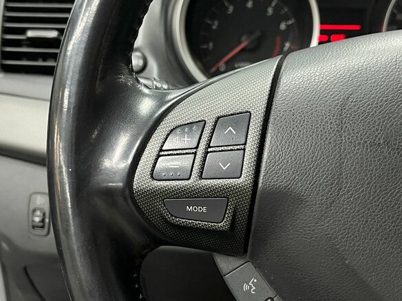 2012 Mitsubishi Lancer X Рестайлинг, серебристый - вид 12