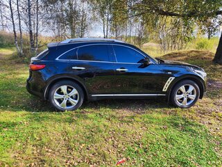 2008 Infiniti FX35 II (S51), чёрный, 1800000 рублей, вид 4