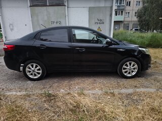 2012 Kia Rio 5-speed III, чёрный, 470000 рублей, вид 2