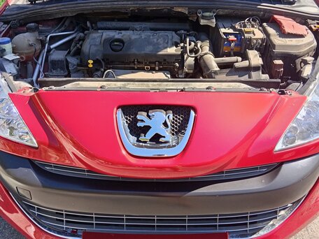 2009 Peugeot 308 I, красный, 430000 рублей, вид 3