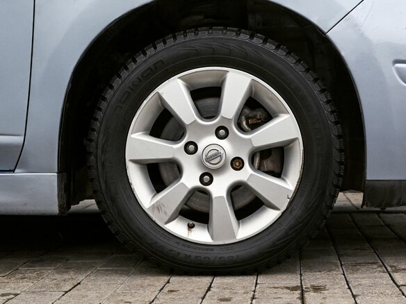 2012 Nissan Tiida I Рестайлинг, серый, 690000 рублей - вид 20