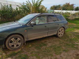 1998 Audi A4 I (B5), зелёный, 400000 рублей, вид 5